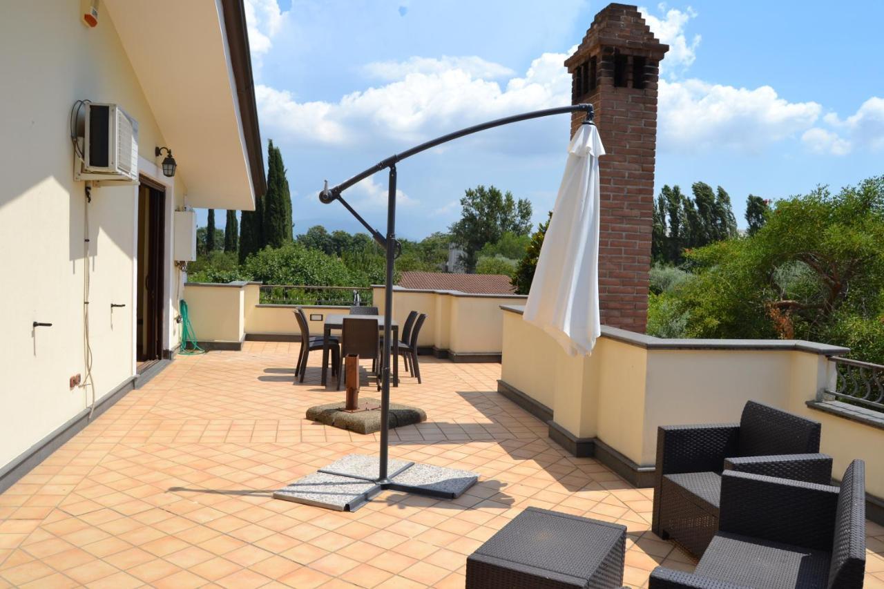 I Giardini Del Vesuvio Villa ซอมมาเวซูเวียนา ภายนอก รูปภาพ