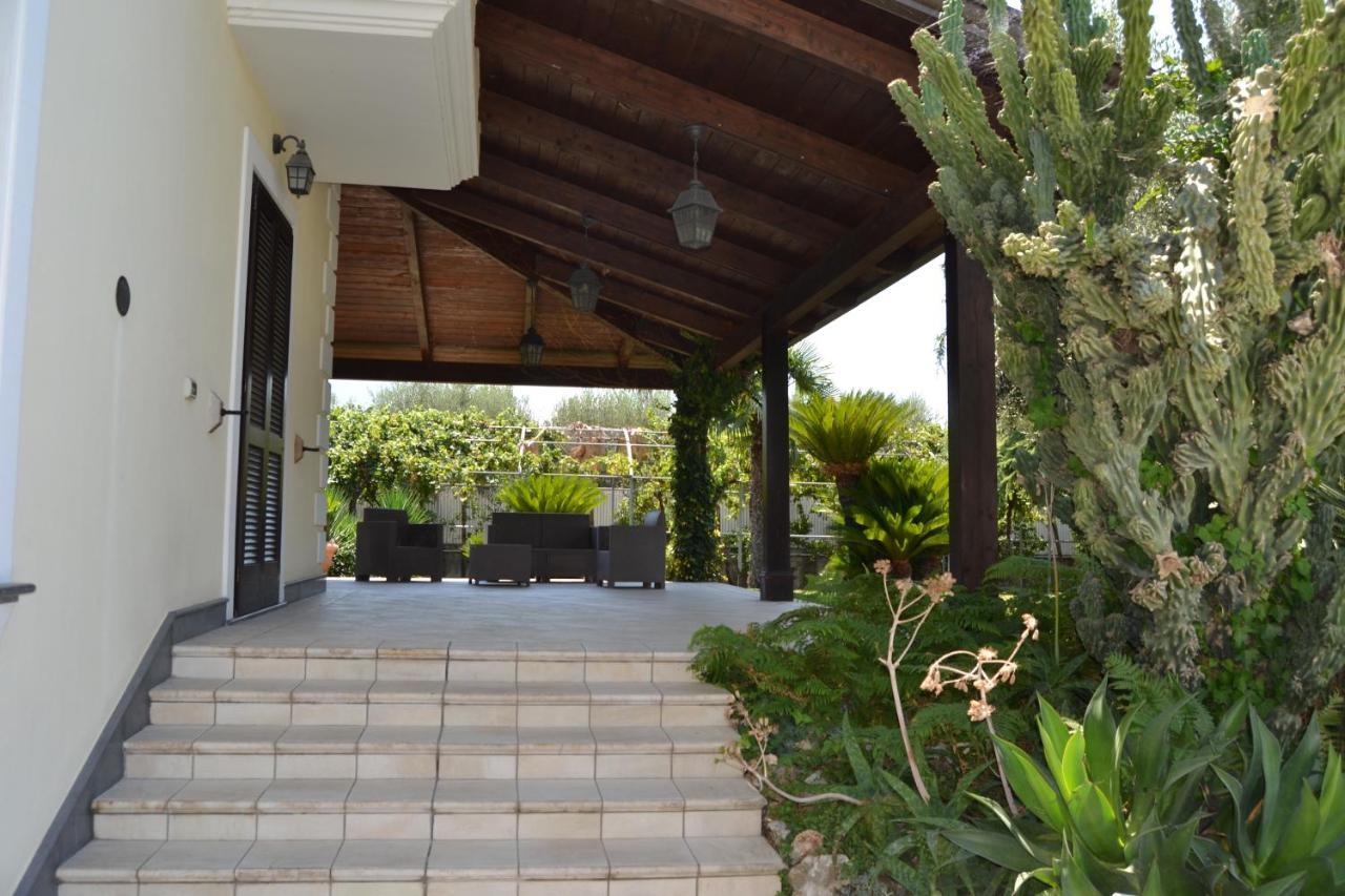 I Giardini Del Vesuvio Villa ซอมมาเวซูเวียนา ภายนอก รูปภาพ