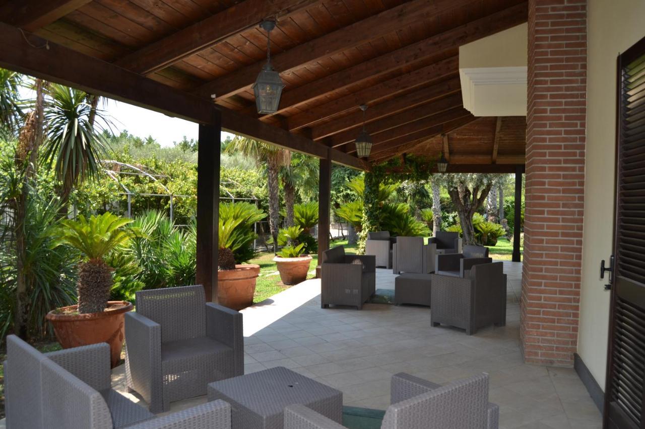 I Giardini Del Vesuvio Villa ซอมมาเวซูเวียนา ภายนอก รูปภาพ