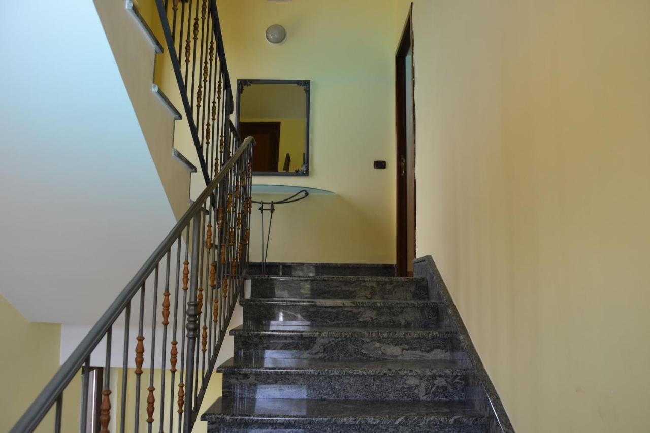 I Giardini Del Vesuvio Villa ซอมมาเวซูเวียนา ภายนอก รูปภาพ