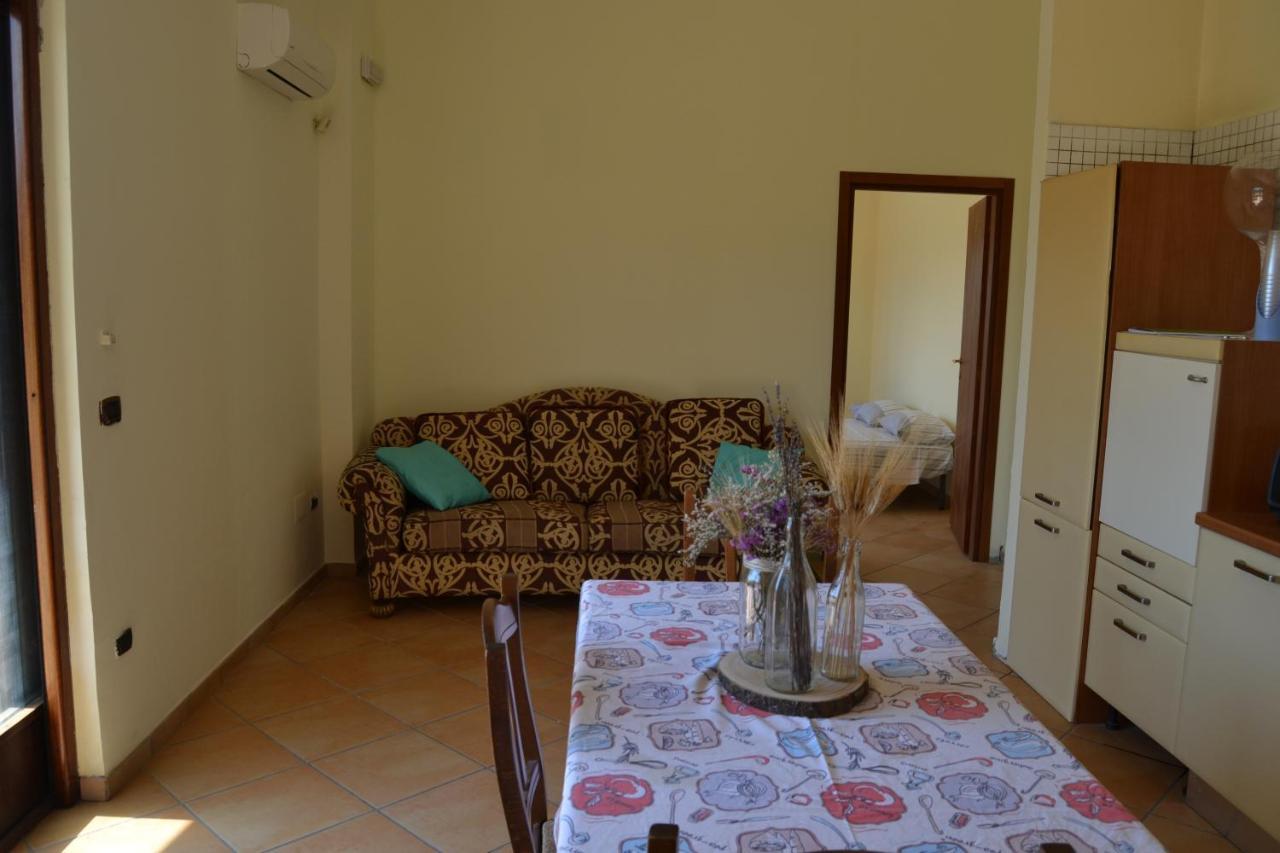 I Giardini Del Vesuvio Villa ซอมมาเวซูเวียนา ภายนอก รูปภาพ