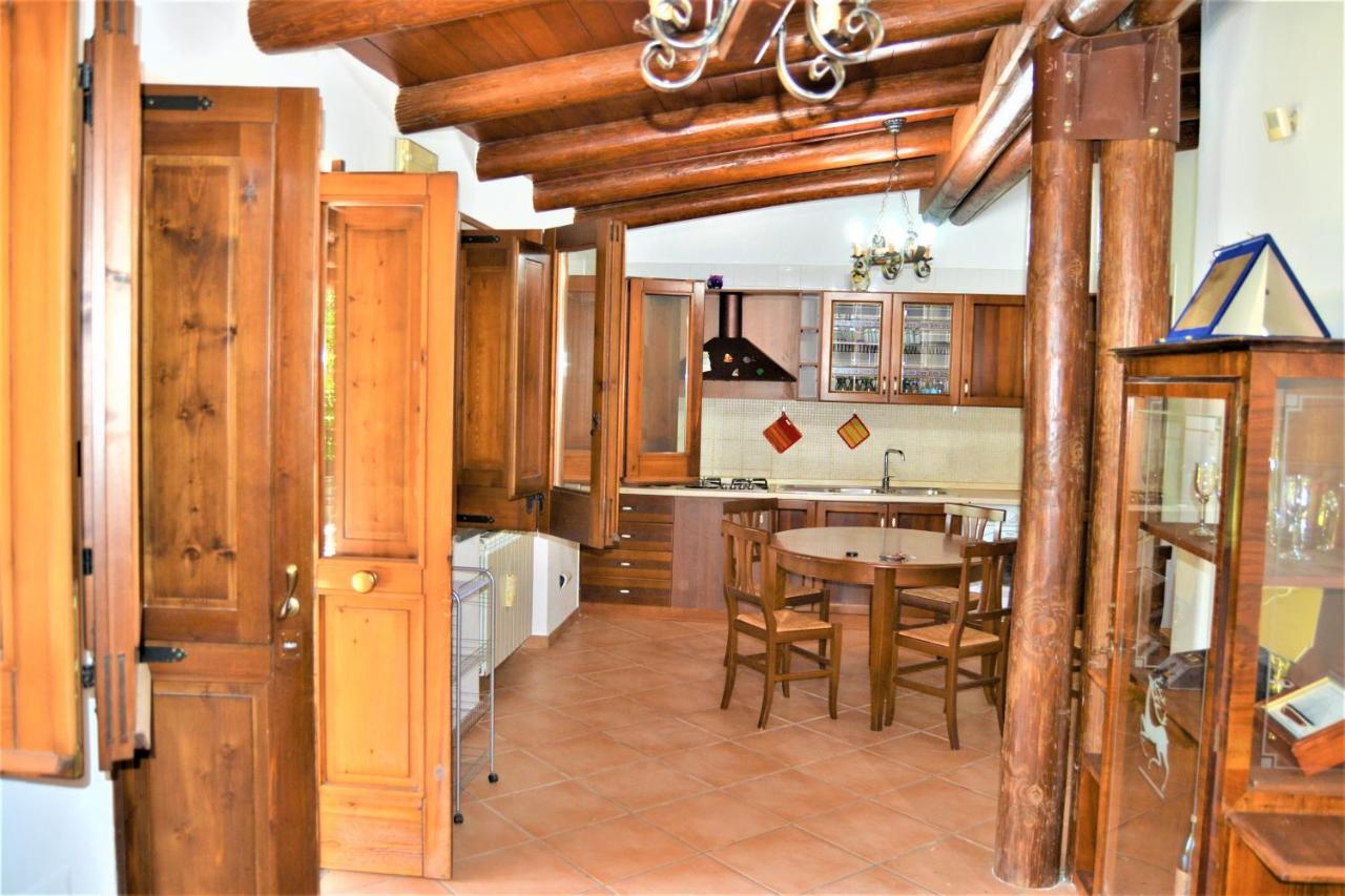 I Giardini Del Vesuvio Villa ซอมมาเวซูเวียนา ภายนอก รูปภาพ